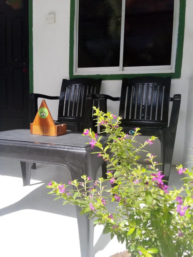 Green House Inn Triquinimale Exterior foto
